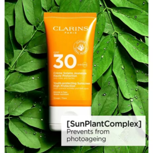 Clarins Youth-protecting Sunscreen High Protection SPF30 - Image 5